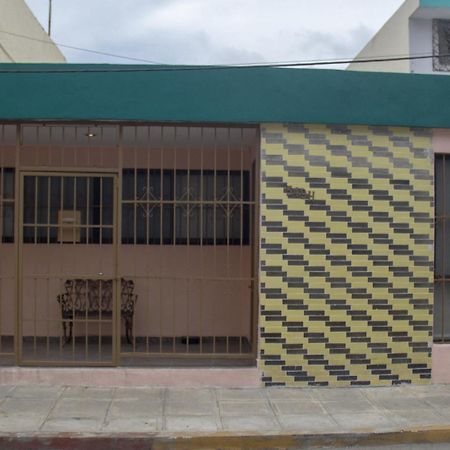 Villa Casa 3 Torres En El Barrio Santiago, Centro. Mérida Exterior foto